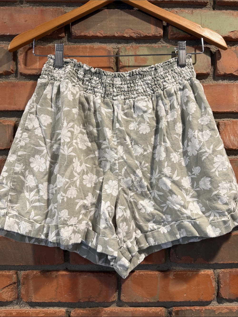 Women's Sage Floral Elastic-Waist Shorts